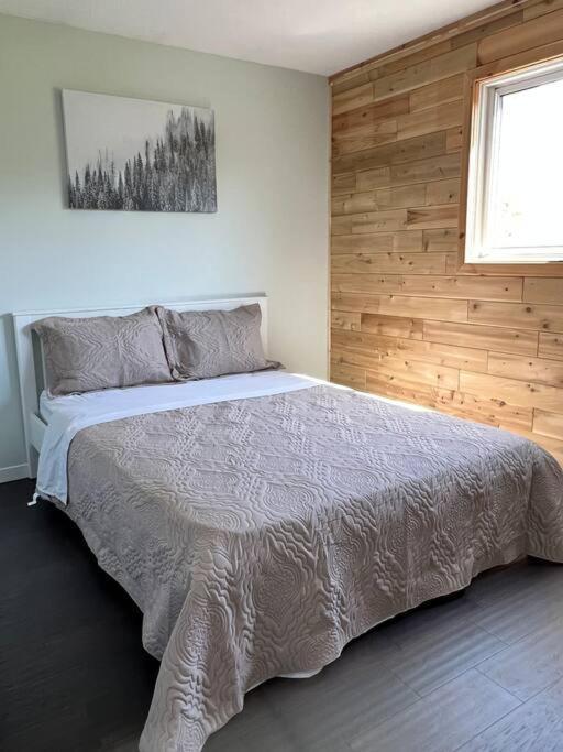 Family Friendly Cottage ☆Walking Distance To Beach Lion's Head Esterno foto